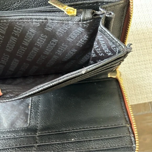 Steve Madden Brown round zipper wallet - Picture 6 of 6